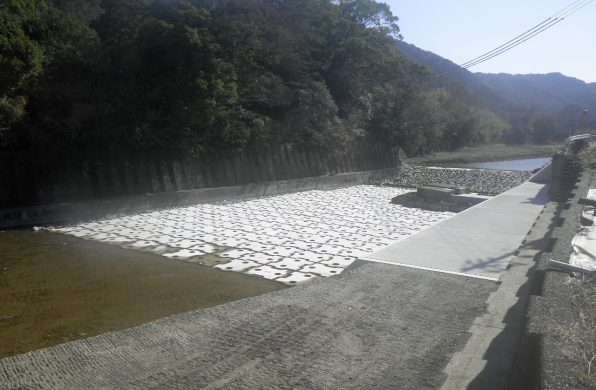 R6折野川河川工事